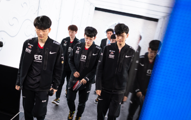 他与英超的 他与英超的